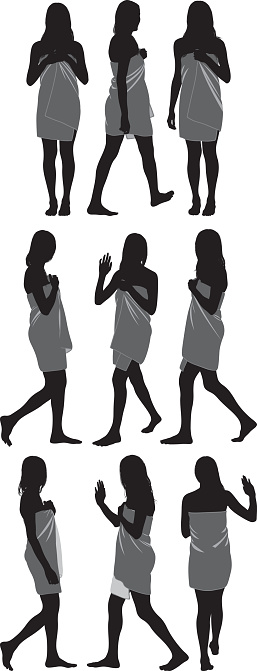 女性在浴袍图片下载