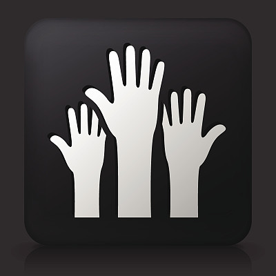 黑色方形按钮和举起的手图片下载