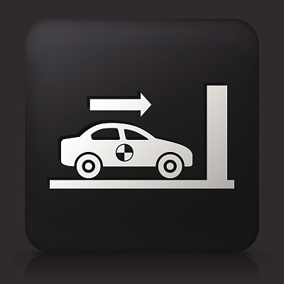 黑色方形按钮与汽车碰撞图标图片下载