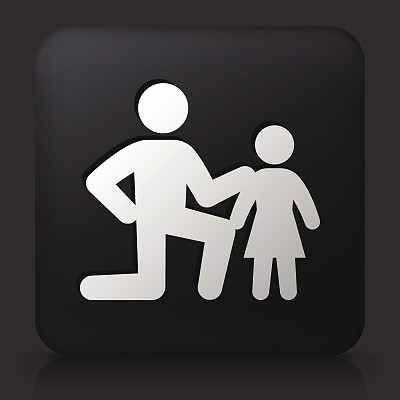 黑色方形按钮与父亲和女儿图片下载