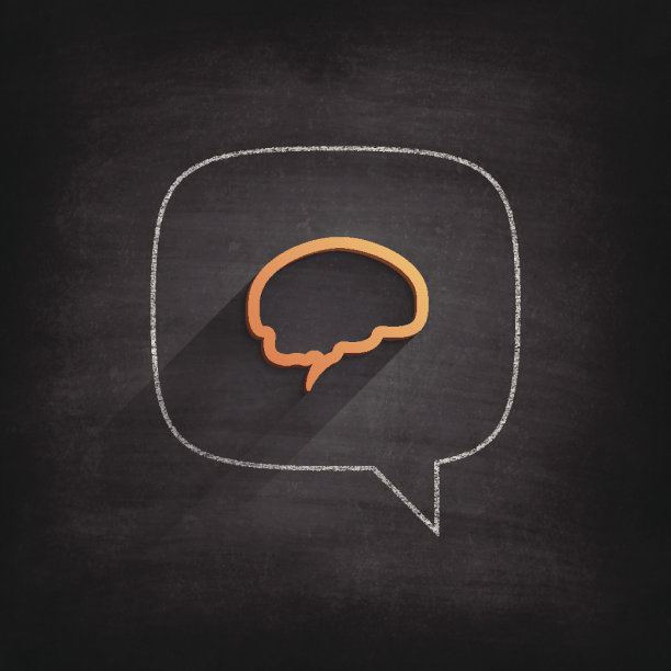 语音泡泡与大脑在黑板上-黑板素材图片