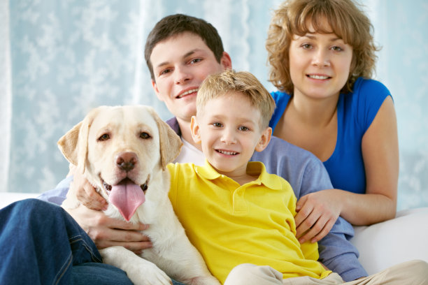 友好的家庭图片下载