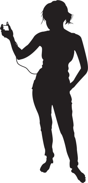 女孩与MP3播放器的剪影图片下载