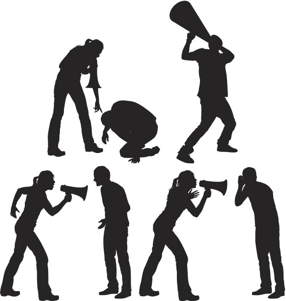 拿着扩音器的男人和女人图片下载