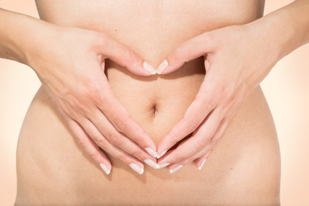 怀孕和身体护理的概念图片下载