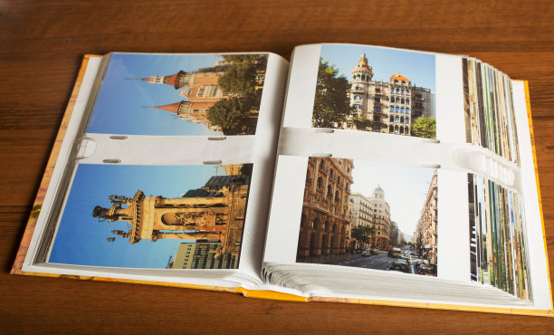 西班牙加泰罗尼亚的巴塞罗那的4张照片图片下载