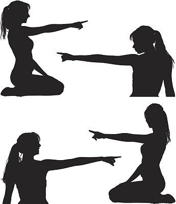 穿着运动服的女人图片下载