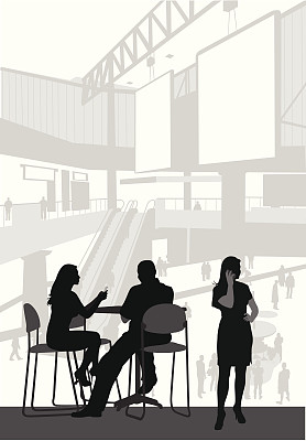 一对夫妇坐在餐厅里图片下载