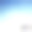 冬天的风景，圣诞树与雪在明亮的蓝色天空图片下载