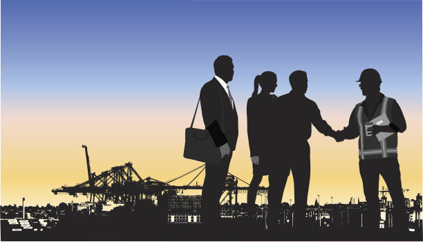 夕阳西下的天空衬托出人们的轮廓图片下载