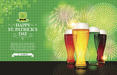 圣帕特里克节背景[啤酒和烟花]图片下载