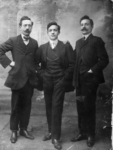 1920年代意大利家庭肖像图片下载