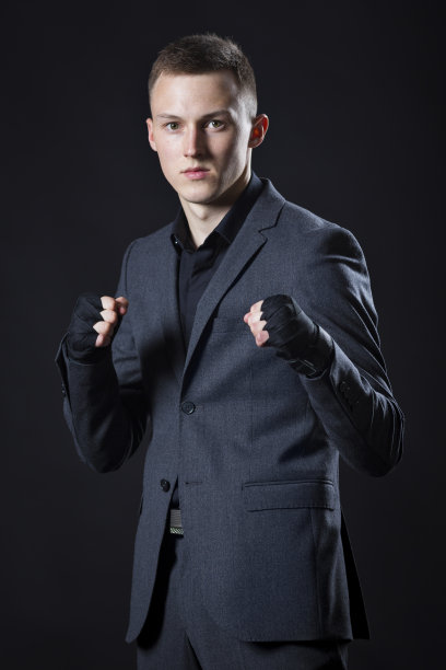 商人的战斗图片下载