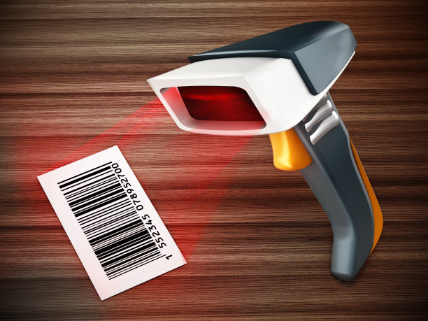 条形码阅读器指向木质表面上的标签图片下载