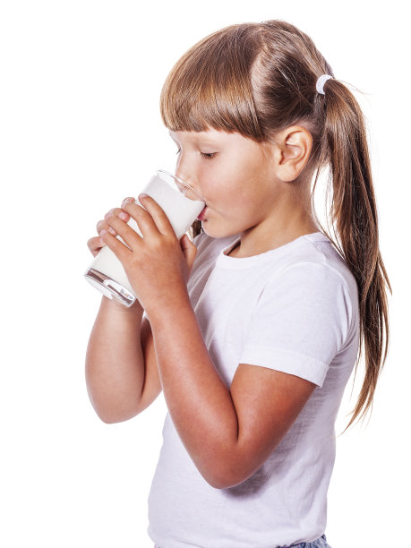 女孩喜欢牛奶图片下载