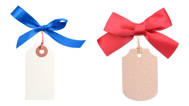 丝带和空白礼品标签孤立在白色背景图片下载