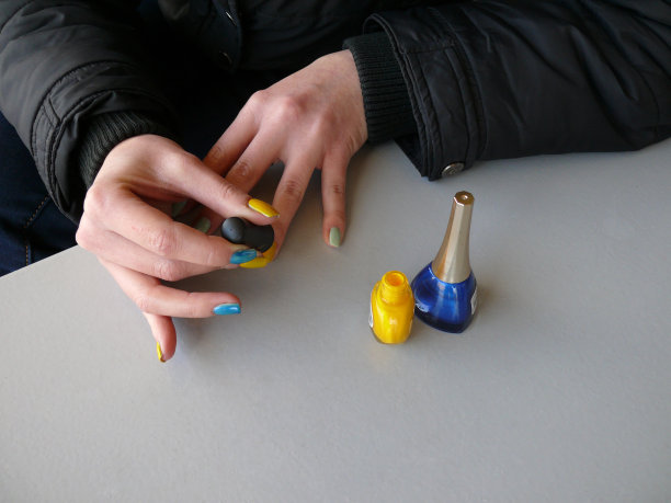 美甲大师绘制指甲图片下载