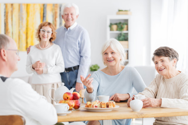 养老院的老人图片下载