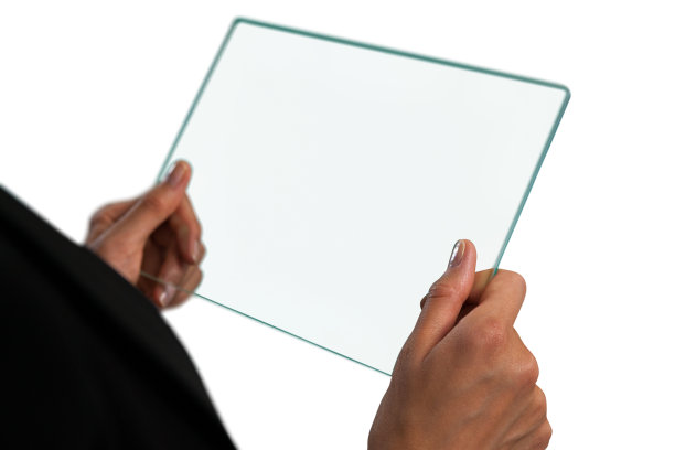 裁剪图像的女商人拿着玻璃界面图片下载