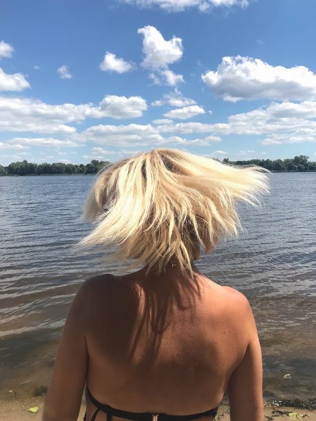 暑假在海滩上图片下载