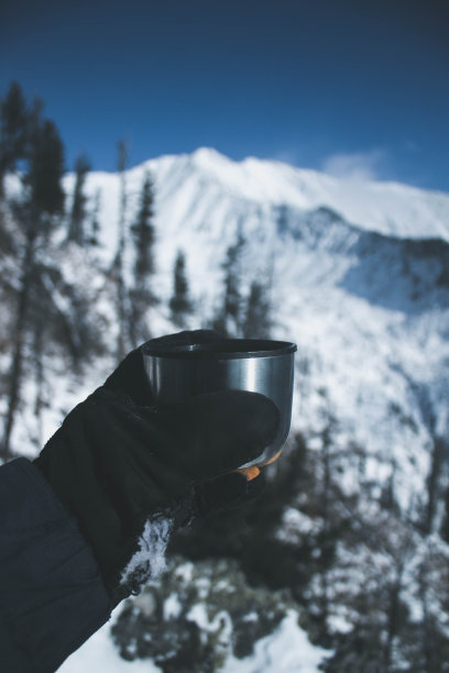 山里的夜晚图片下载