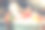 一群朋友一起在游泳池里休闲素材图片
