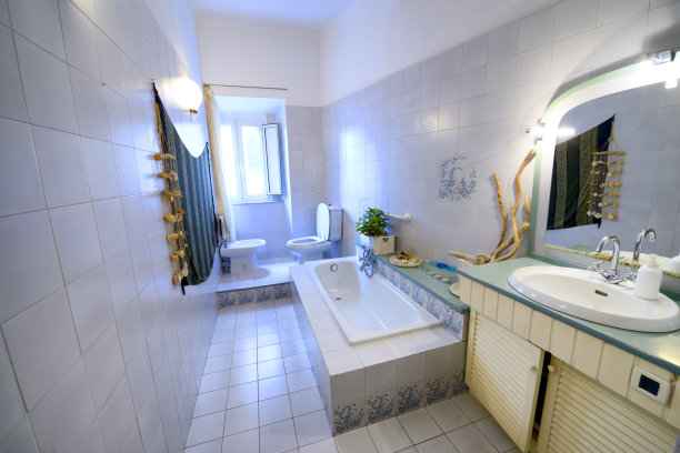 国内的浴室图片下载