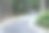 蜿蜒的道路穿过树林图片下载