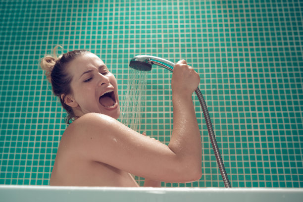 淋浴时听音乐是最好的图片下载