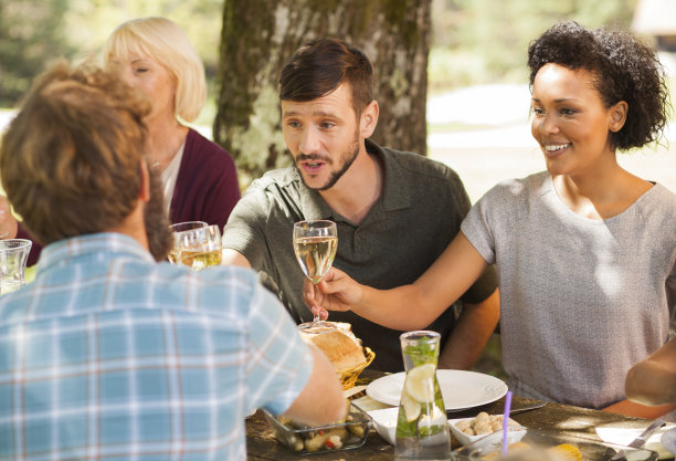 家庭野餐的祝酒词图片下载