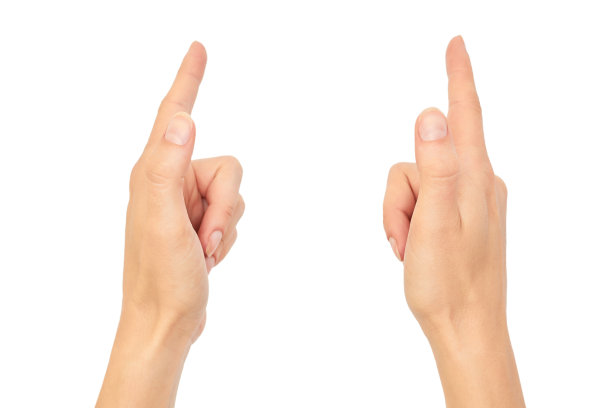 一个女人的手势，显示尺度。在白色背景上隔离图片下载