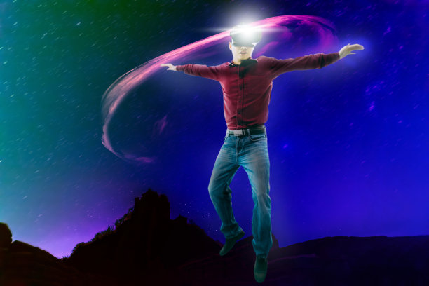 年轻人梦想着AR设备图片下载