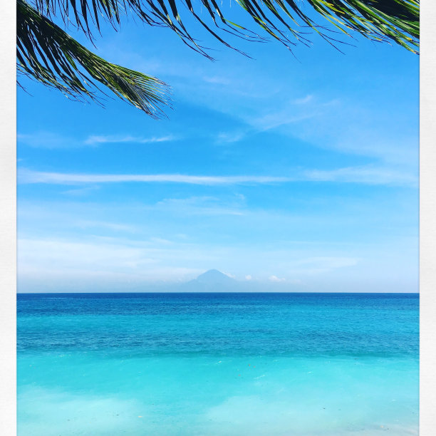 远处的巴厘岛图片下载