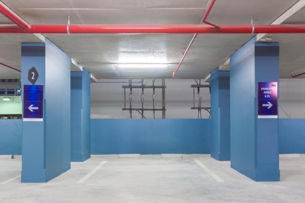 停车场的空地图片下载