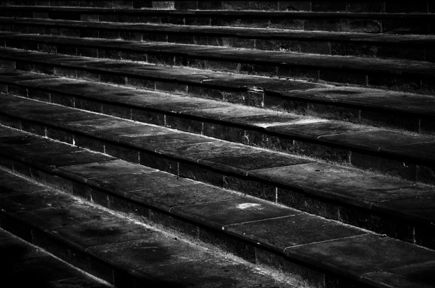 极简的楼梯图片下载