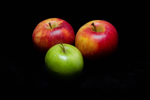 三个苹果图片下载
