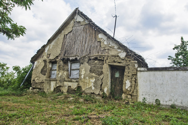 老了的房子图片下载