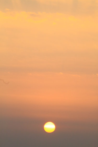 太阳和保证金图片下载