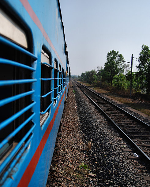 印度火车运输图片下载