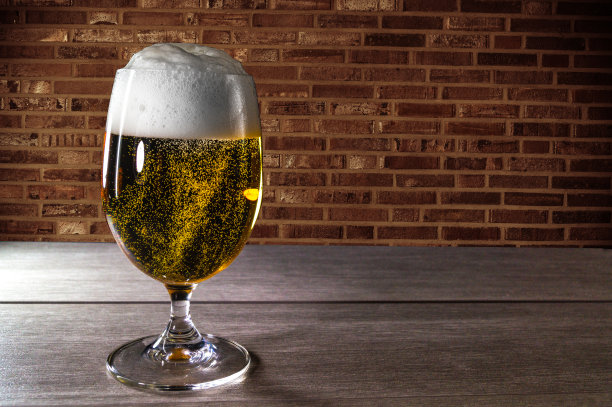 一杯啤酒图片下载