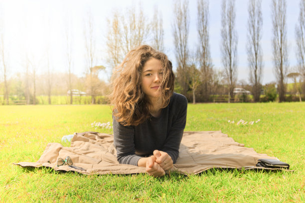 幸福的本质图片下载