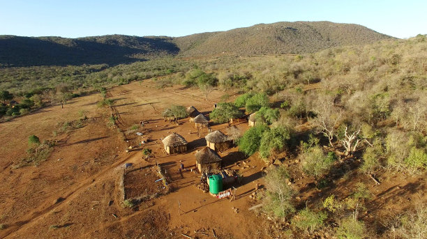 鸟瞰图小非洲村庄图片下载