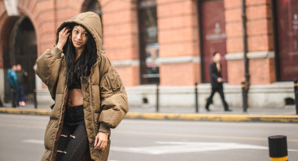 华丽的黑人女性图片下载