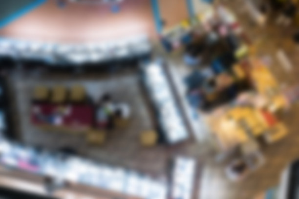 百货公司或购物中心零售商店的珠宝陈列橱窗。俯视图图片下载