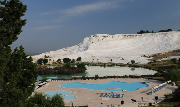 帕穆克卡莱的Travertines图片下载