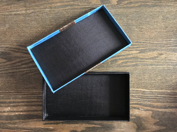 礼物盒图片下载