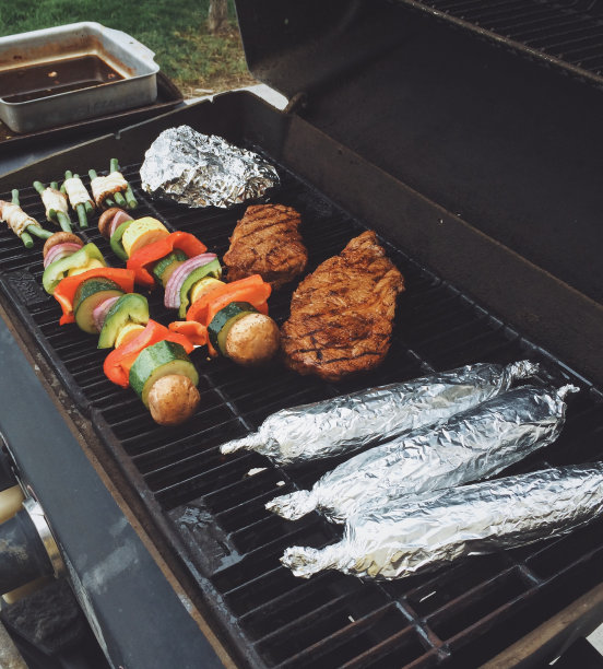 后院烧烤图片下载