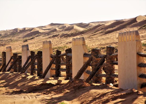 阿拉伯大篷车营地-阿曼瓦希巴沙图片下载