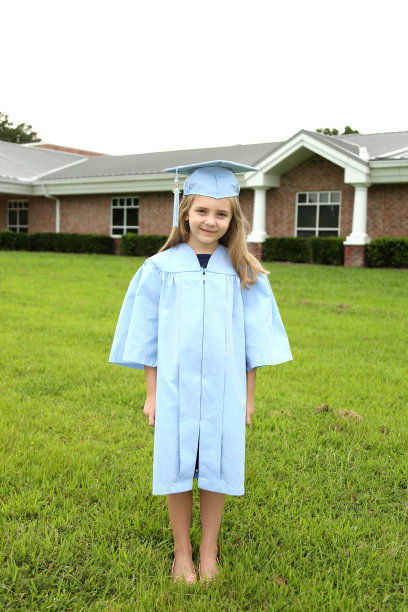 小研究生图片下载