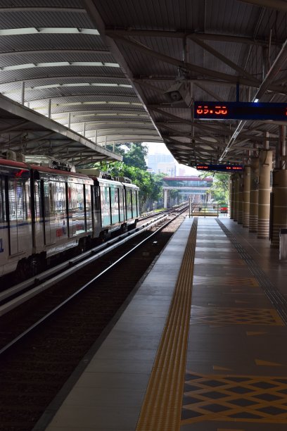 火车站站台图片下载